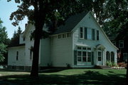 834 SHAWANO AVE, a Colonial Revival/Georgian Revival house, built in Green Bay, Wisconsin in 1890.