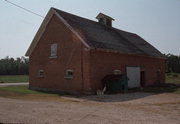 5121 GRAVEL PIT RD, a Astylistic Utilitarian Building Agricultural - outbuilding, built in Green Bay, Wisconsin in 1885.