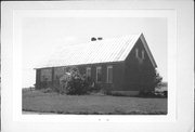 SW CNR OF WILOW RD AND PHILLIPS RD, a Front Gabled, built in Eaton, Wisconsin in 1907.