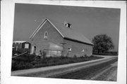 5121 GRAVEL PIT RD, a Astylistic Utilitarian Building Agricultural - outbuilding, built in Green Bay, Wisconsin in 1885.