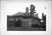 304 BRAEBOURNE CT, a Spanish/Mediterranean Styles house, built in Allouez, Wisconsin in 1920.