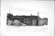 315 S 6TH ST, a Astylistic Utilitarian Building lumber yard/mill, built in De Pere, Wisconsin in 1915.