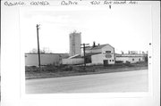 800 FORT HOWARD AVE, a Astylistic Utilitarian Building industrial bldg/manufacturing facility, built in De Pere, Wisconsin in 1903.