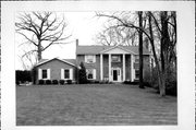 1543 FOX RIDGE CT, a Colonial Revival/Georgian Revival house, built in De Pere, Wisconsin in 1979.