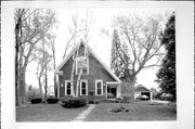 927 FOX RIVER DR, a Front Gabled house, built in De Pere, Wisconsin in 1877.