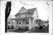 132 N HURON ST, a Side Gabled house, built in De Pere, Wisconsin in 1911.