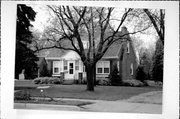1121 LOST DAUPHIN RD, a Bungalow house, built in De Pere, Wisconsin in 1932.