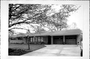 854 W ST FRANCIS RD 854 W ST FRANCIS RD, a Ranch house, built in De Pere, Wisconsin in 1953.
