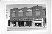 114-116 N ADAMS ST (PREVIOUSLY 116-120 N ADAMS (A)), a Commercial Vernacular large retail building, built in Green Bay, Wisconsin in 1922.