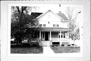 102 S ASHLAND AVE, a Colonial Revival/Georgian Revival house, built in Green Bay, Wisconsin in 1904.