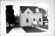 825 BLESCH PLACE, a Colonial Revival/Georgian Revival house, built in Green Bay, Wisconsin in 1940.