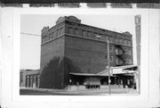200-216 N BROADWAY, a Astylistic Utilitarian Building dairy processing facility, built in Green Bay, Wisconsin in 1919.