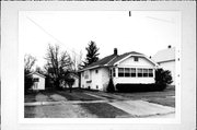 915 DIVISION ST 915 DIVISION ST, a Bungalow house, built in Green Bay, Wisconsin in .