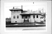 501 HOWARD ST, a Prairie School house, built in Green Bay, Wisconsin in 1917.