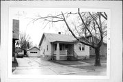 1007 HOWARD ST 1007 HOWARD ST, a Bungalow house, built in Green Bay, Wisconsin in 1928.
