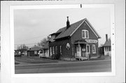 1527 MAIN ST, a Front Gabled house, built in Green Bay, Wisconsin in 1897.