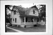 1620 MAIN ST, a Dutch Colonial Revival house, built in Green Bay, Wisconsin in 1904.