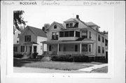 347-9 N MAPLE AVE, a American Foursquare house, built in Green Bay, Wisconsin in 1890.
