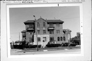 425 S MONROE AVE, a Spanish/Mediterranean Styles apartment/condominium, built in Green Bay, Wisconsin in 1931.