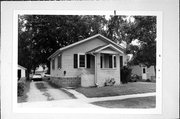239 OAK GROVE AVE, a Front Gabled house, built in Green Bay, Wisconsin in 1948.