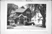 315 N OAKLAND AVE, a Queen Anne house, built in Green Bay, Wisconsin in 1895.