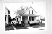 829 SHAWANO AVE, a Queen Anne house, built in Green Bay, Wisconsin in 1890.