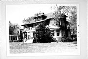 830 SHAWANO AVE, a Prairie School house, built in Green Bay, Wisconsin in 1915.