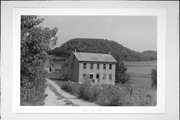 DEAD END RD, E SIDE, N OF DOELLE VALLEY RD, 1.25 M E OF STATE HIGHWAY 95, a Side Gabled house, built in Cross, Wisconsin in .