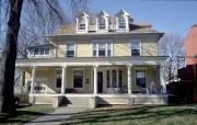 408 S WASHINGTON ST, a Colonial Revival/Georgian Revival house, built in Watertown, Wisconsin in 1900.