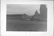 150 FT FROM SE CNR OF HAYTON AND LIME KILN RDS 150 FT FROM SE CNR OF HAYTON AND LIME KILN RDS, a Astylistic Utilitarian Building barn, built in Charlestown, Wisconsin in .