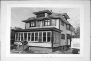 E SIDE N SPRING ST, NE CNR OF AND LINCOLN ST E SIDE N SPRING ST, NE CNR OF AND LINCOLN ST, a American Foursquare house, built in Chilton, Wisconsin in .