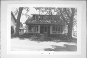 1806 ILLINOIS AVE, a Bungalow house, built in New Holstein, Wisconsin in 1920.