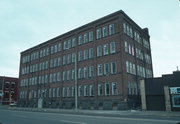 28 W RIVER ST, a Astylistic Utilitarian Building industrial bldg/manufacturing facility, built in Chippewa Falls, Wisconsin in 1910.