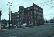 28 W RIVER ST, a Astylistic Utilitarian Building industrial bldg/manufacturing facility, built in Chippewa Falls, Wisconsin in 1910.
