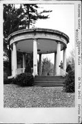 IRVINE PARK, NEAR S GATE, a Neoclassical/Beaux Arts bandstand, built in Chippewa Falls, Wisconsin in 1924.