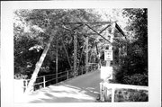 Irvine Park Dr. over Duncan Creek, south bridge, a NA (unknown or not a building) bridge, built in Chippewa Falls, Wisconsin in 1907.