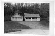 403 E 2ND ST, a Astylistic Utilitarian Building garage (residential), built in Neillsville, Wisconsin in .