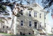 Crawford County Courthouse, a Building.