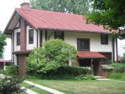 1010 SHERMAN AVE, a Prairie School house, built in Madison, Wisconsin in 1913.