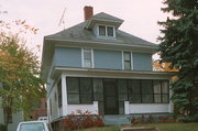 116 W HOWARD ST, a American Foursquare house, built in Portage, Wisconsin in 1917.