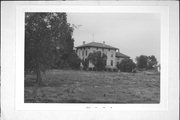 SW CNR OF BOELTE AND HALL RDS, a Italianate house, built in Columbus, Wisconsin in .