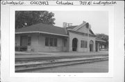 359 N LUDINGTON ST, a Craftsman depot, built in Columbus, Wisconsin in 1907.