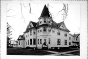 127 2ND ST, a Queen Anne house, built in Lodi, Wisconsin in .