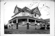 115 PRAIRIE ST, a Queen Anne house, built in Lodi, Wisconsin in 1897.