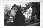 513 DEWITT, a Queen Anne house, built in Portage, Wisconsin in 1892.