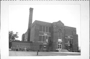 904 DEWITT 904 DEWITT, a Other Vernacular school – elem/middle/jr high/high, built in Portage, Wisconsin in 1917.
