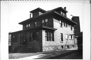 202 W HOWARD ST, a American Foursquare house, built in Portage, Wisconsin in 1913.