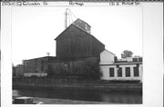 131 E MULLETT ST, a Astylistic Utilitarian Building grain elevator/feed mill, built in Portage, Wisconsin in 1862.
