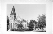 211 W PLEASANT ST, a Early Gothic Revival house of worship, built in Portage, Wisconsin in 1898.