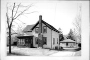 322 S HUBBARD ST, a Gabled Ell house, built in Horicon, Wisconsin in .